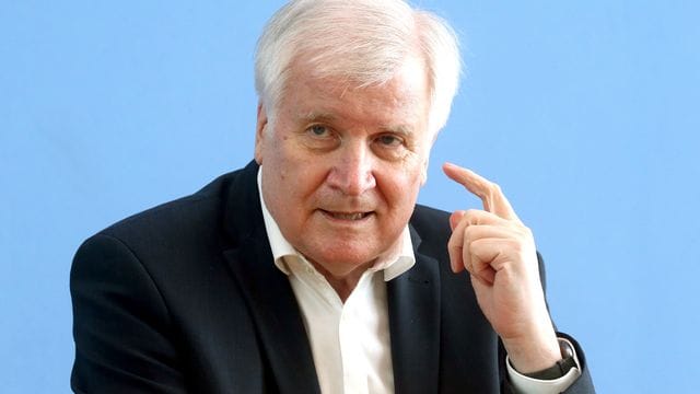 Bundesinnenminister Horst Seehofer (CSU) bei einer Pressekonferenz.