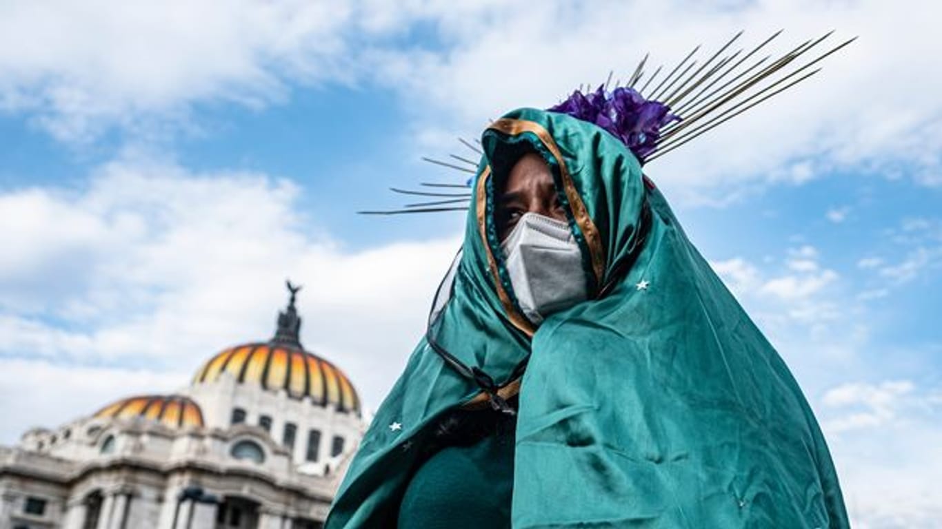 2020 gingen Frauen für ein Recht auf Abtreibung in Mexiko-Stadt auf die Straße.