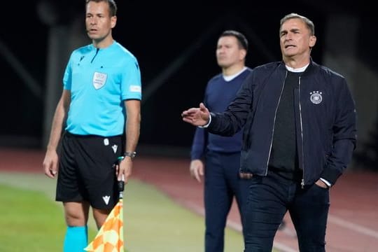 Hat die Debüts seiner Europameister Karim Adeyemi und David Raum in der A-Nationalmannschaft zufrieden verfolgt: Stefan Kuntz.