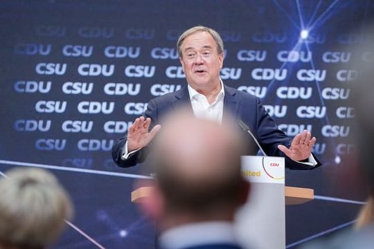 NRW-Ministerpräsident Armin Laschet bei einer Veranstaltung für Digitalimpulse in Berlin.