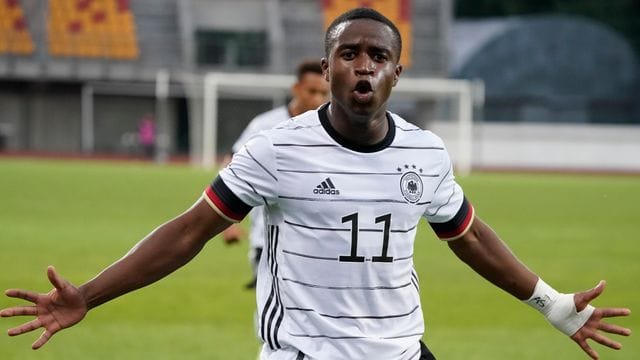 Glänzt auch in der U21-Auswahl: BVB-Stürmer Youssoufa Moukoko.