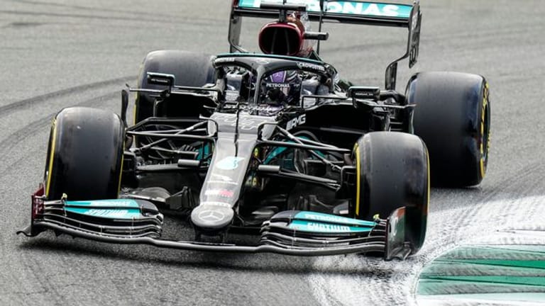 Lewis Hamilton drehte zum Auftakt in Monza die schnellste Runde.