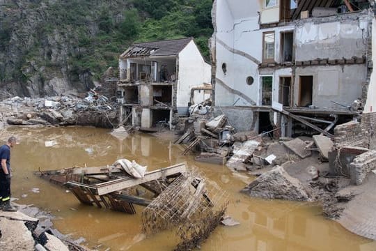 Ein nach der Hochwasserkatastrophe völlig zerstörtes Haus im rheinland-pfälzischen Mayschoß.