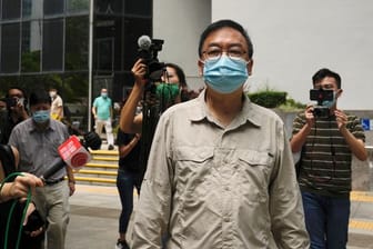 Der pro-demokratische Aktivist Cheung Man-kwong hat eine Bewährungsstrafe erhalten.