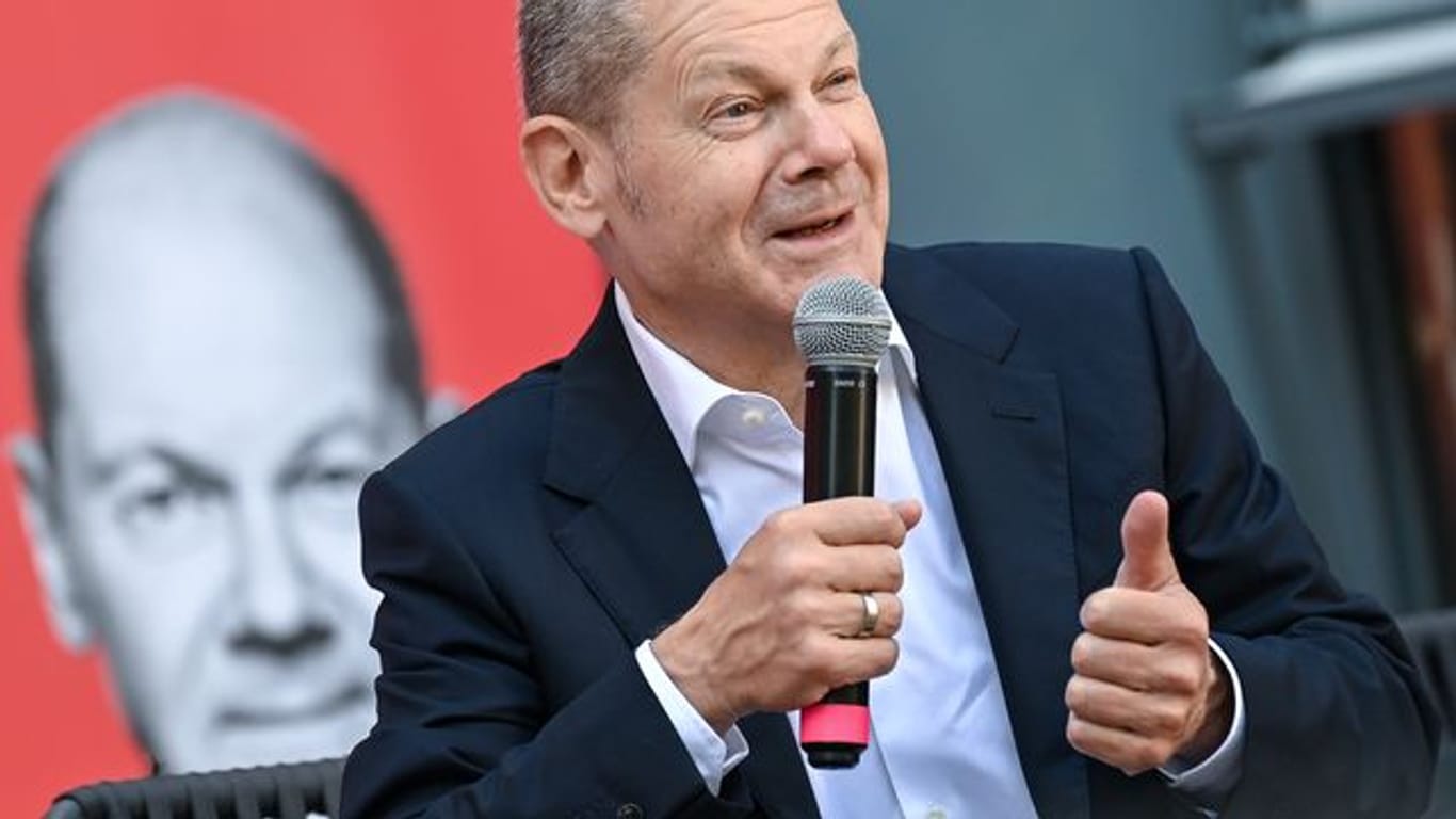 Kann mit den Umfragwerten zufriedne sein - Der Kanzlerkandidat der SPD: Olaf Scholz.