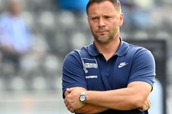Chefcoach Pal Dardai braucht bei Hertha BSC den nächsten Sieg.
