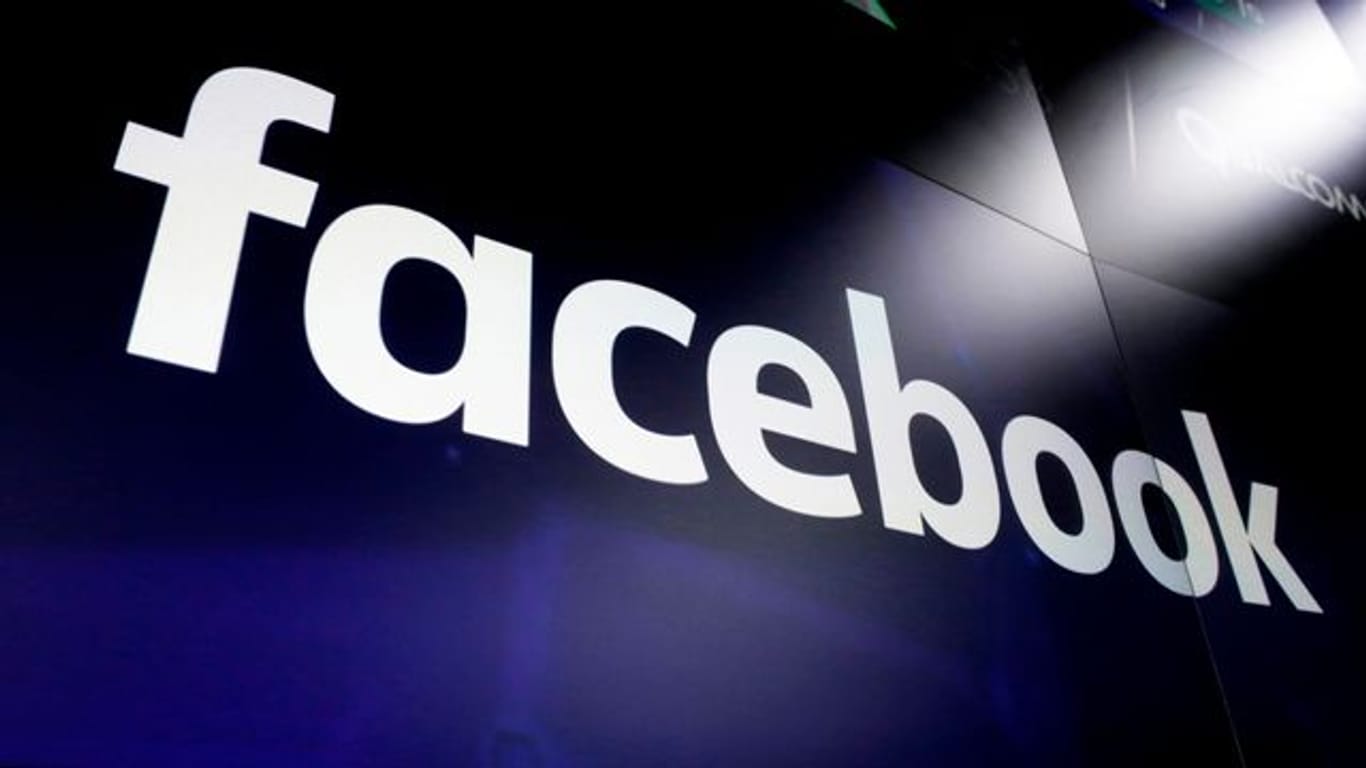 Facebook hat zahlreiche Konten, Gruppen und Seiten entfernt, die der "Querdenken"-Bewegung zugeordnet werden.
