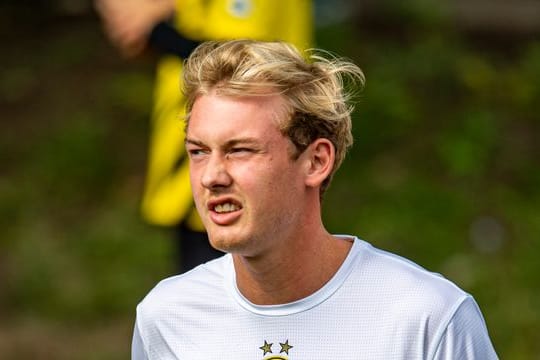 Julian Brandt fehlt Borussia Dortmund aufgrund einer Muskelverletzung in der PArtie gegen den 1.