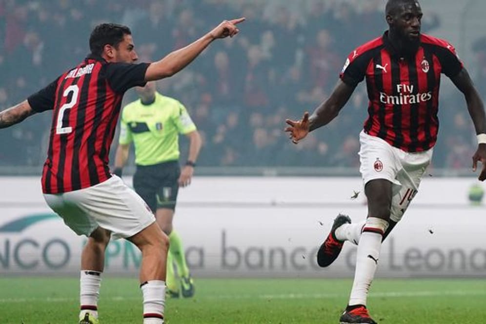 Milan-Profi Tiémoué Bakayoko wurd von Lazio-Fans rassistisch beleidigt.