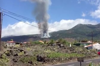 Auf der Kanareninsel La Palma ist ein Vulkan ausgebrochen.