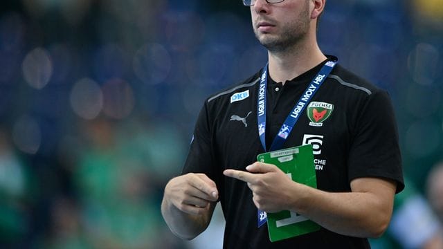 Trainer Jaron Siewert und seine Füchse bleiben ungeschlagen.