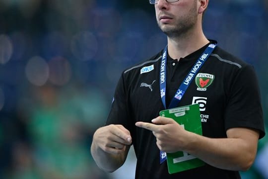 Trainer Jaron Siewert und seine Füchse bleiben ungeschlagen.