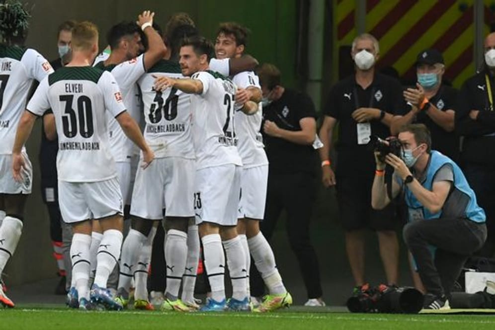 Gladbach feierte gegen Dortmund einen wichtigen Sieg.