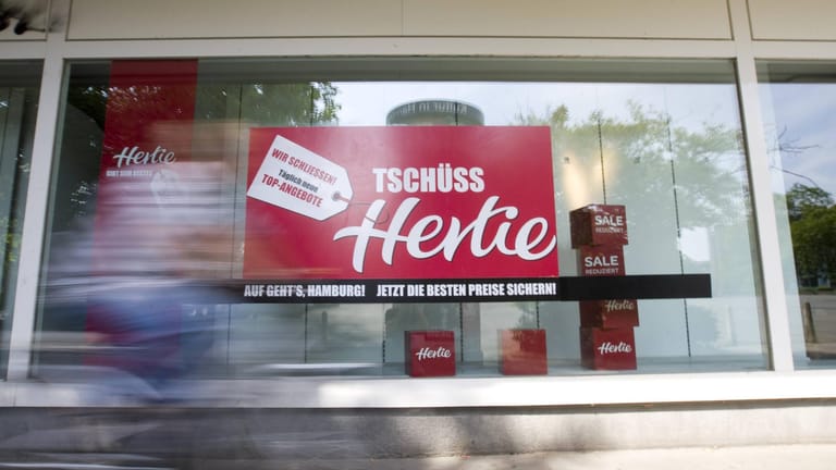 "Tschüss Hertie": Das letzte Kaufhaus der Handelskette schloss 2009.