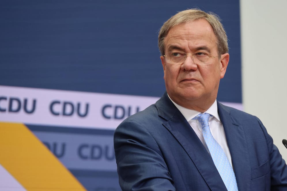 CDU-Chef Armin Laschet: Nach enttäuschenden Wahlergebnissen im Osten machen Parteifreunde Front gegen ihn.