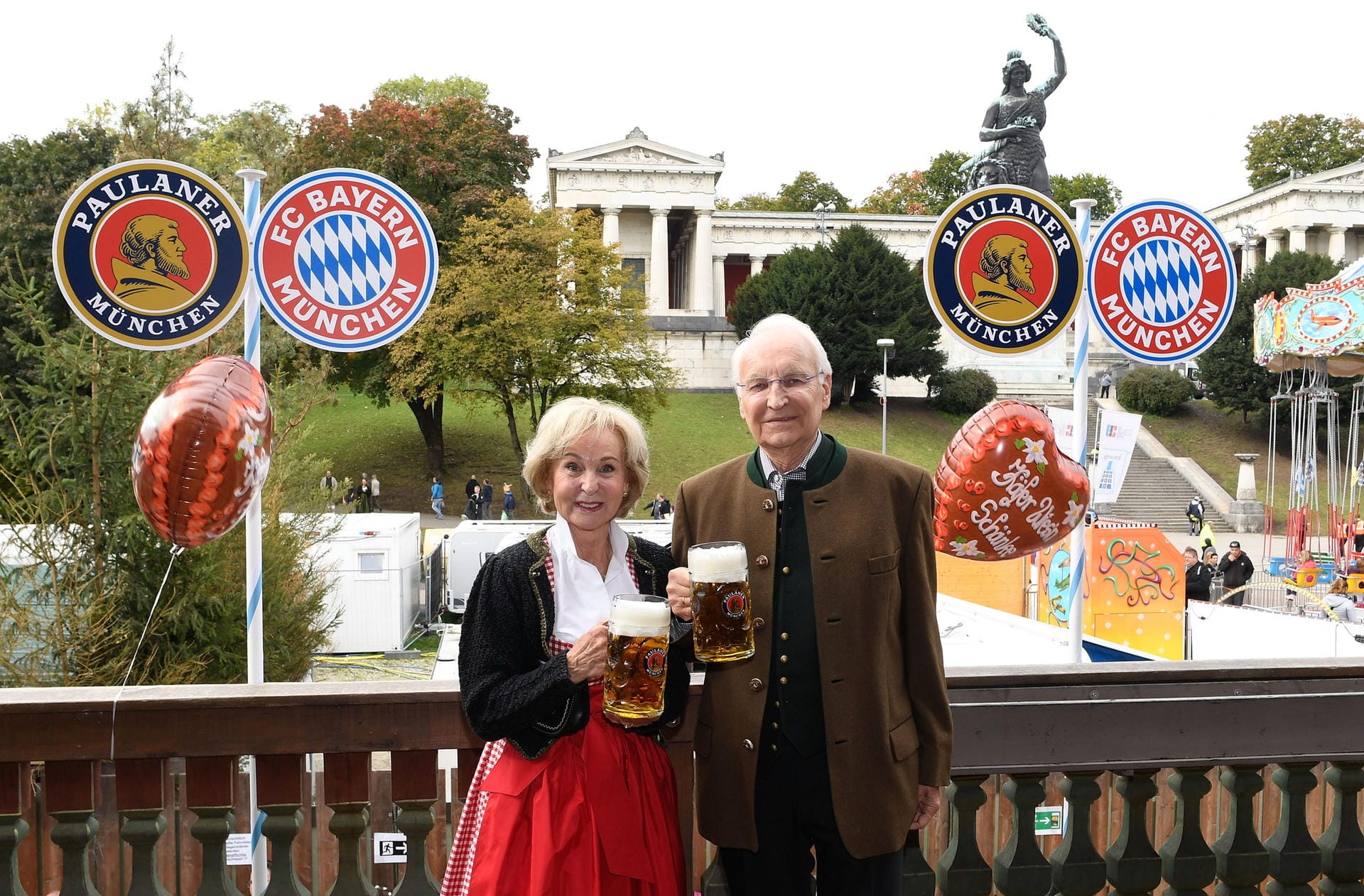 2019: Auch beim Oktoberfest war Edmund Stoiber mit seiner Frau Karin stets vertreten.