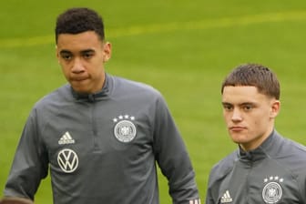 Jamal Musiala (l.) und Florian Wirtz: Die zwei 18-Jährigen rücken immer mehr in den Fokus beim DFB.