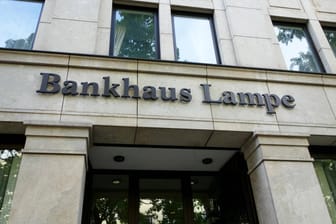 Filiale des Bankhaus Lampe (Archiv): Der Name verschwindet nach der Übernahme einer konkurrierenden Bank.