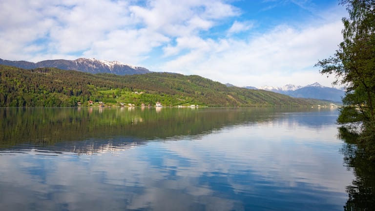 Ossiacher See: An diesem Badesee in Österreich hat sich ein Unglück zugetragen.