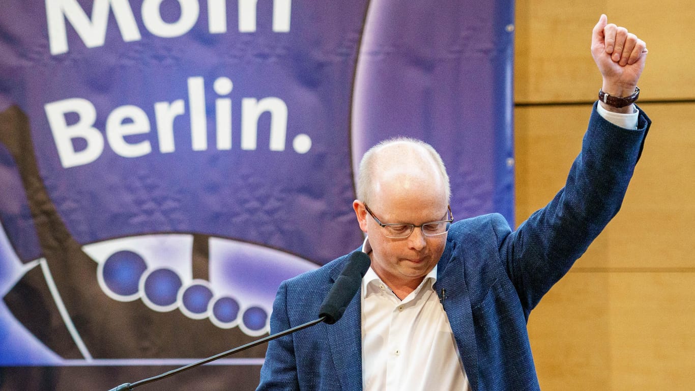 Stefan Seidler: Der Bewerber des Südschleswigschen Wählerverbands (SSW), feiert seine Wahl.