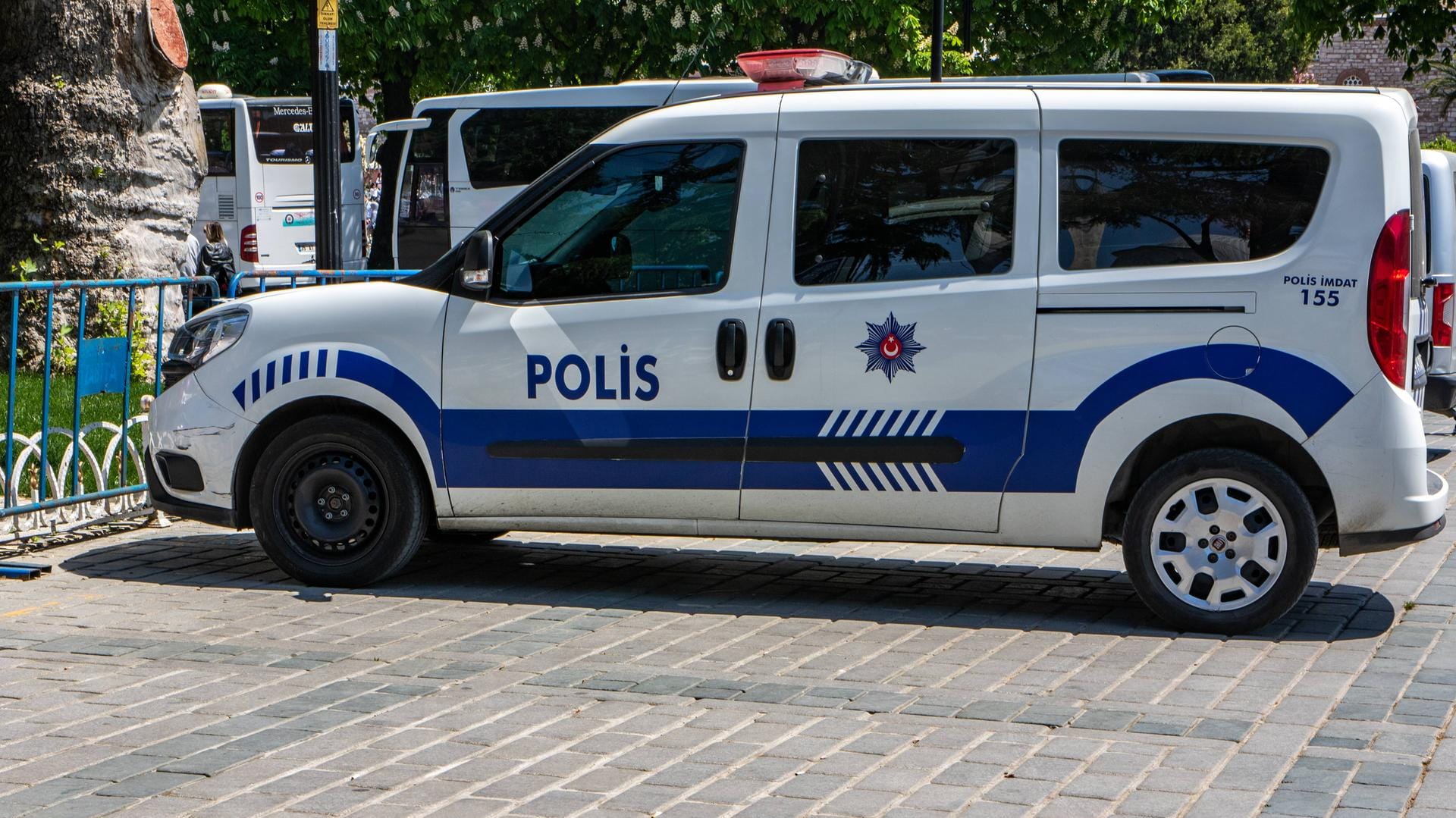 Fahrzeug der türkischen Polizei: Die Beamten suchten stundenlang nach dem Mann (Symbolbild).