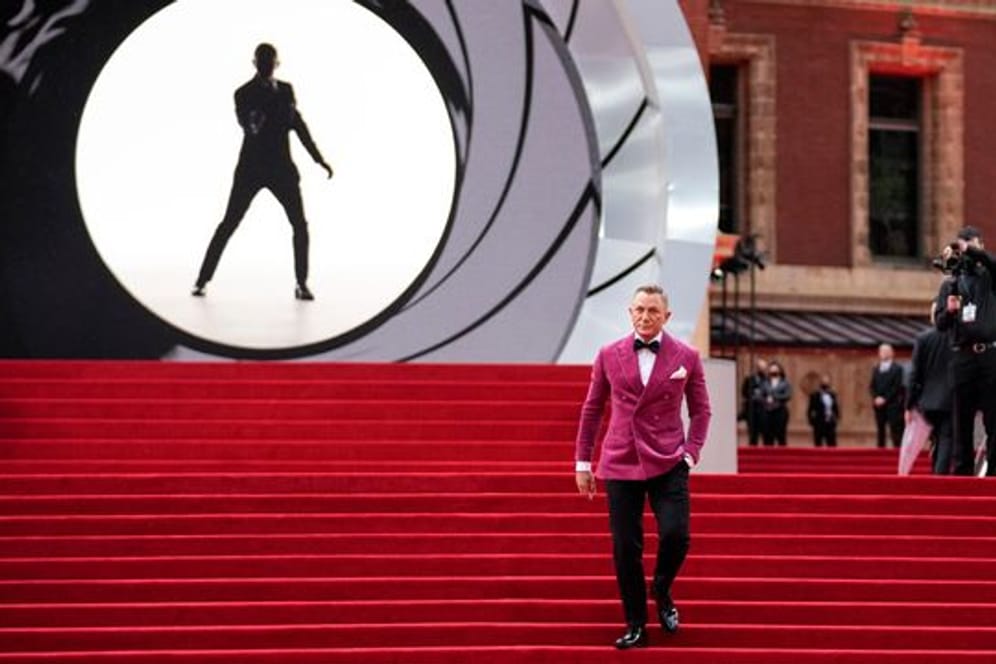 Daniel Craig, Schauspieler aus Großbritannien, bei der Weltpremiere des neuen James Bond Films "No Time to die" in London.