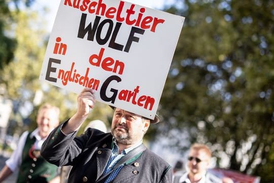 Demonstration für Schutz der Weidetiere