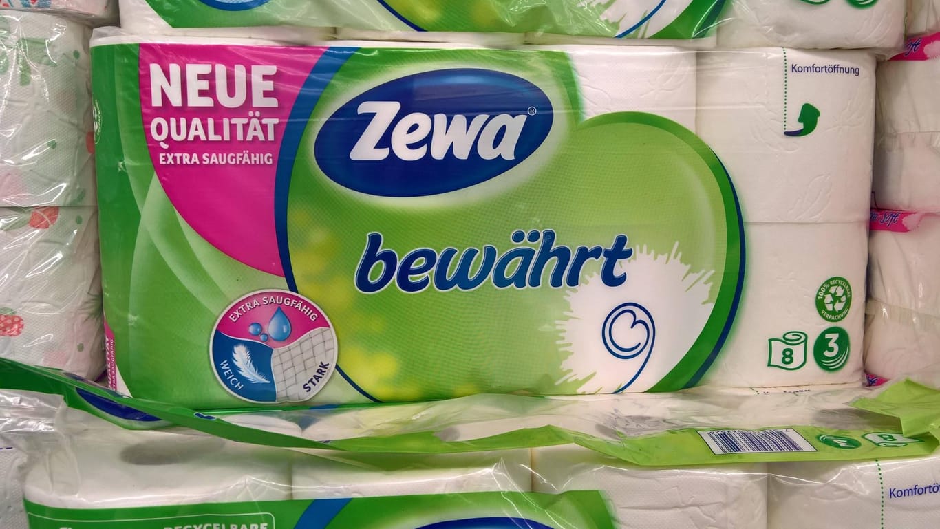 Bewährt, aber bald teurer? Der Konzern hinter Zewa möchte eine Preiserhöhung bei Toilettenpapier und anderen Hygieneartikeln durchsetzen.