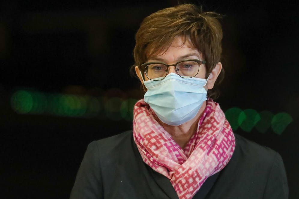 Annegret Kramp-Karrenbauer: Die Verteidigungsministerin will den Einsatz der Bundeswehr in Afghanistan noch aufarbeiten.