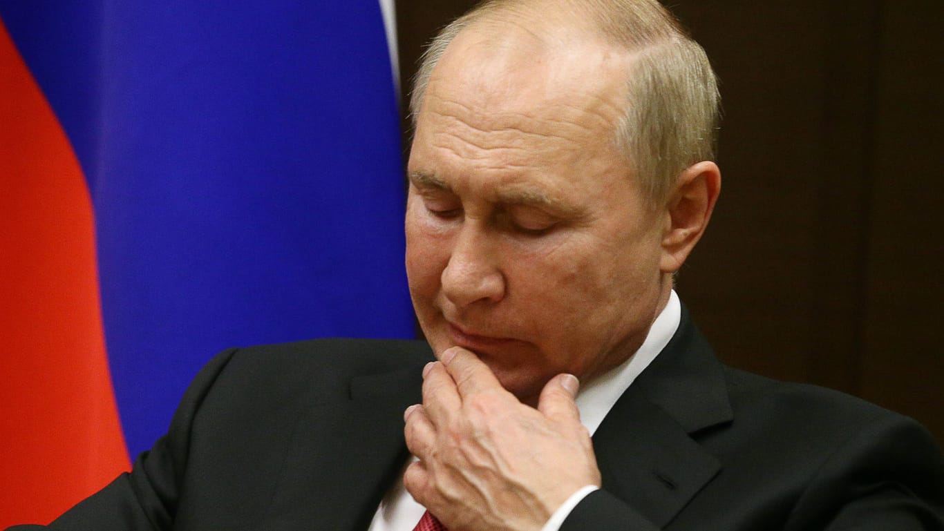 Wladimir Putin: Kaufte seine Geliebte über Offshore-Firmen eine Villa?