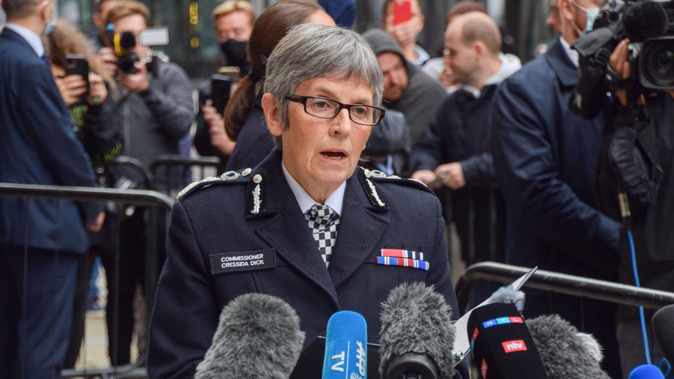 Die Chefin der Londoner Polizei, Cressida Dick, spricht zur Presse (Archivbild). Sie hat jetzt einen erneuten Fall einräumen müssen.