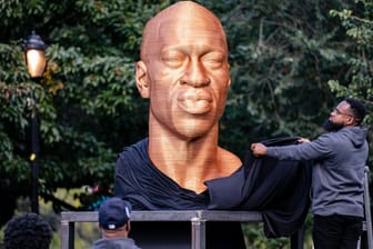 George-Floyd-Statue in New York: Die Skulptur wurde verunstaltet.
