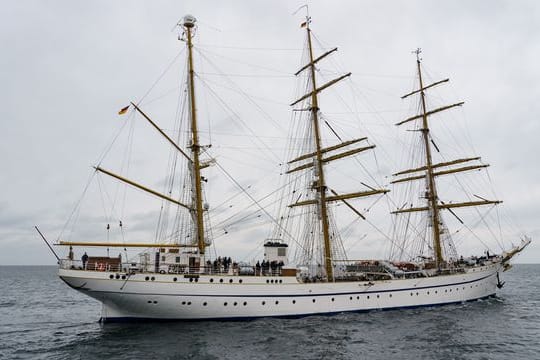 "Gorch Fock" kehrt in seinen Heimathafen zurück