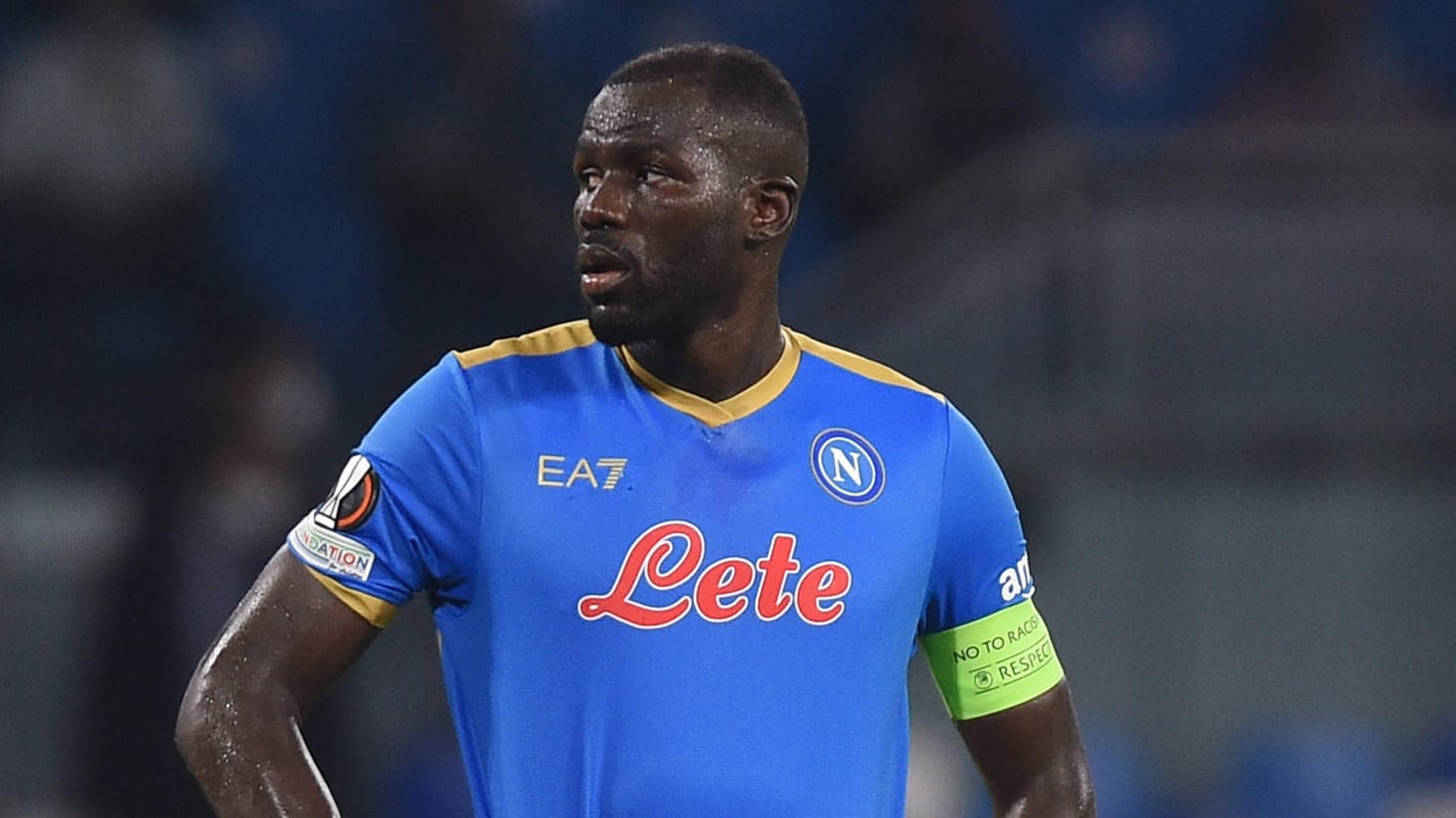 Kalidou Koulibaly: Der Profi des SSC Neapel hat rassistische Beleidigungen gegen sich öffentlich gemacht. Kalidou Koulibaly: Der Profi des SSC Neapel hat rassistische Beleidigungen gegen sich öffentlich gemacht.
