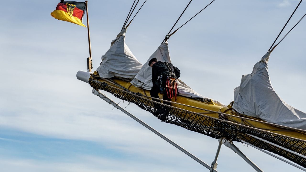 Anfang Januar 2022 soll von Teneriffa aus der nächste Ausbildungstörn starten. Anfang Januar 2022 soll von Teneriffa aus der nächste Ausbildungstörn starten.