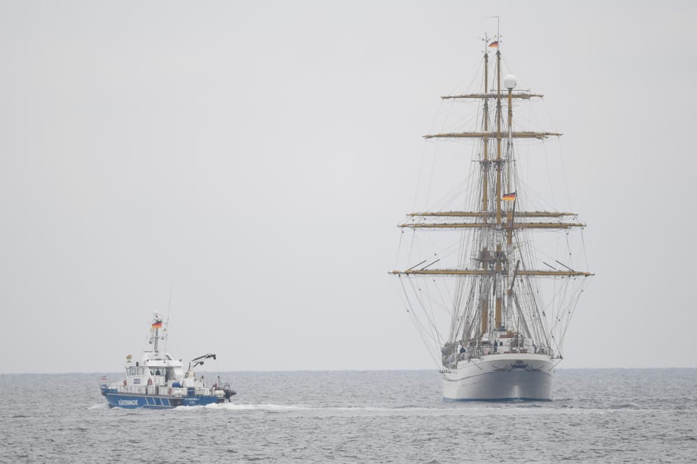 Die "Gorch Fock", ein Segelschulschiff der Marine: Umweltschützer befürchten, dass das verwendete Teakholz aus den Urwäldern Myanmars stammt.