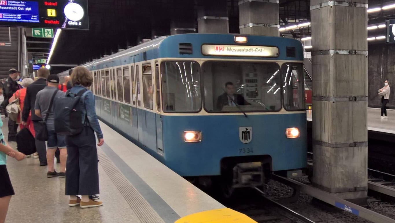 Die U-Bahn-Station am Hauptbahnhof in München: In einem Tunnel auf der Strecke war es zu einem Brand gekommen.