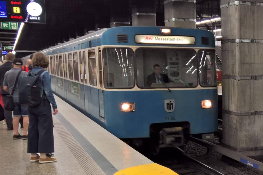 Die U-Bahn-Station am Hauptbahnhof in München: In einem Tunnel auf der Strecke war es zu einem Brand gekommen.