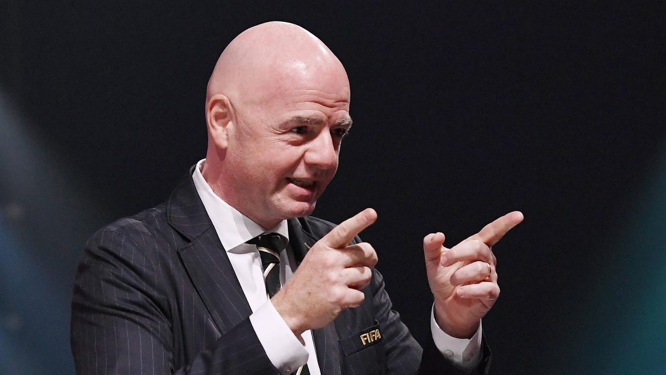 Gianni Infantino: Der Präsident der Fifa ist mit seinem Verband angeblich in Gesprächen mit Katar über die WM 2022.