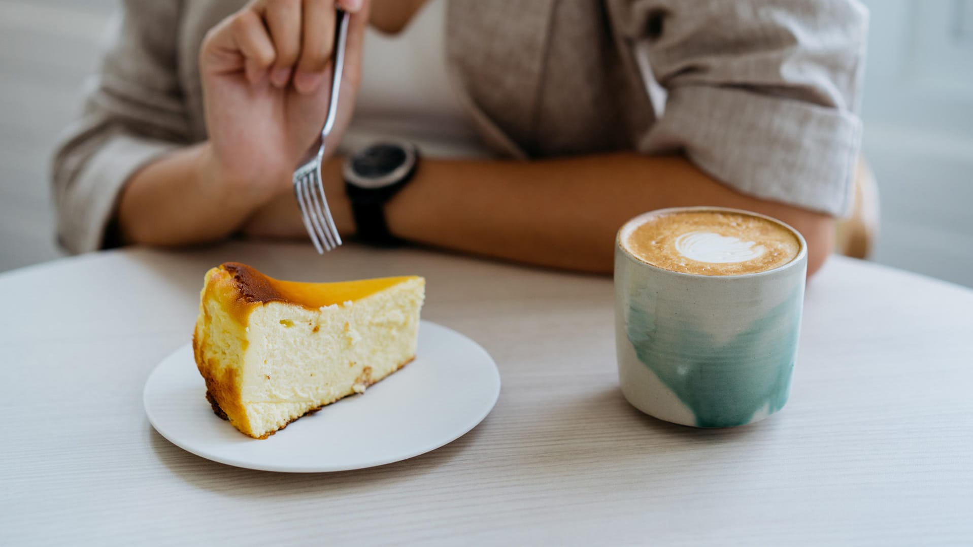 Käsekuchen: Auch die Variante ohne Boden ist sehr lecker.