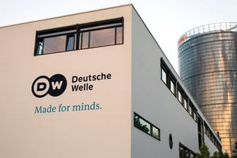 Der Sitz der Deutschen Welle in Bonn (Symbolbild): Insgesamt 72 Menschen aus Afghanistan werden in Köln und Bonn untergebracht.