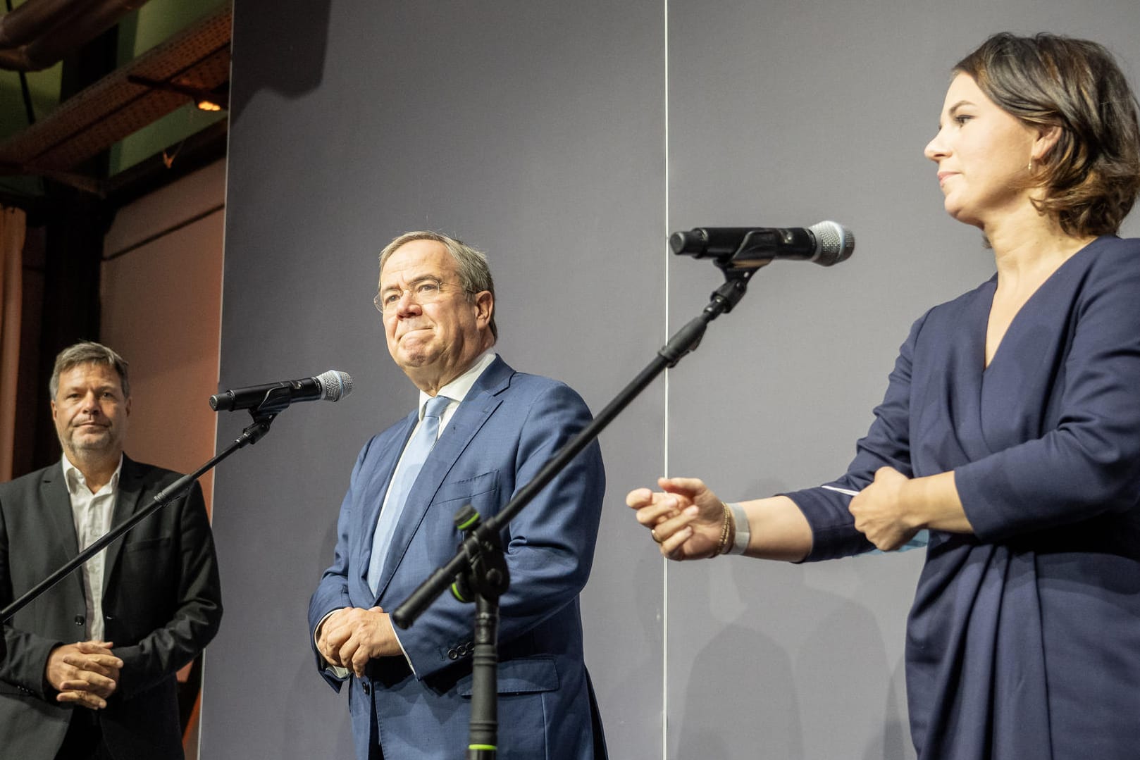 Berlin: Robert Habeck, Armin Laschet und Annalena Baerbock nach den Vorsondierungsgesprächen.