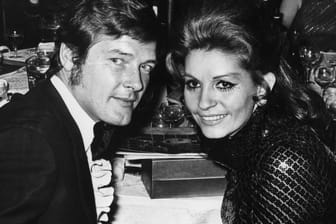 Roger Moore und Luisa Mattioli im Jahr 1969: Die beiden waren von 1969 bis 1996 verheiratet.
