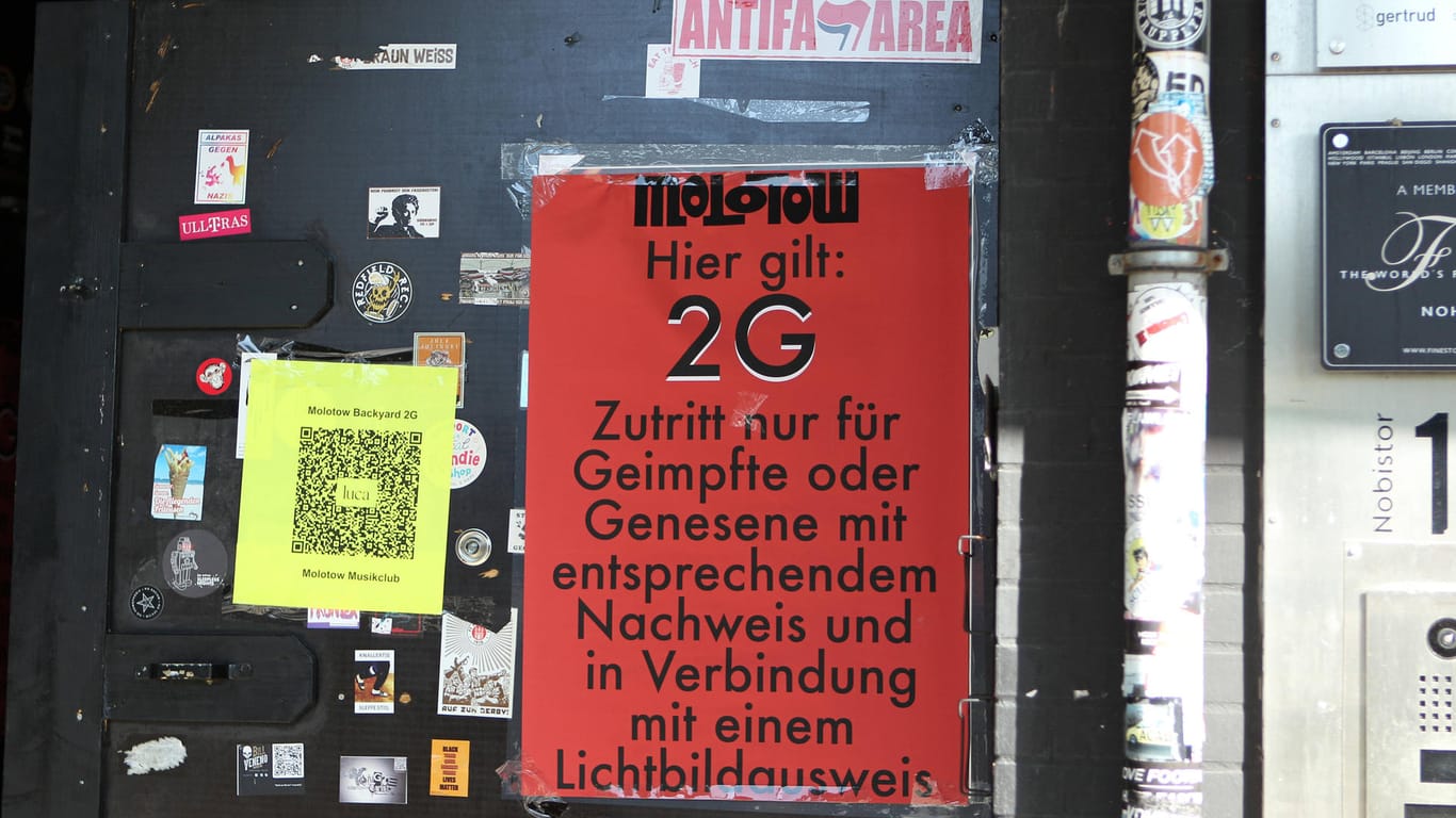 2G-Eingang auf St. Pauli (Symbolfoto): Dort gab es in einer Bar einen Corona-Ausbruch.