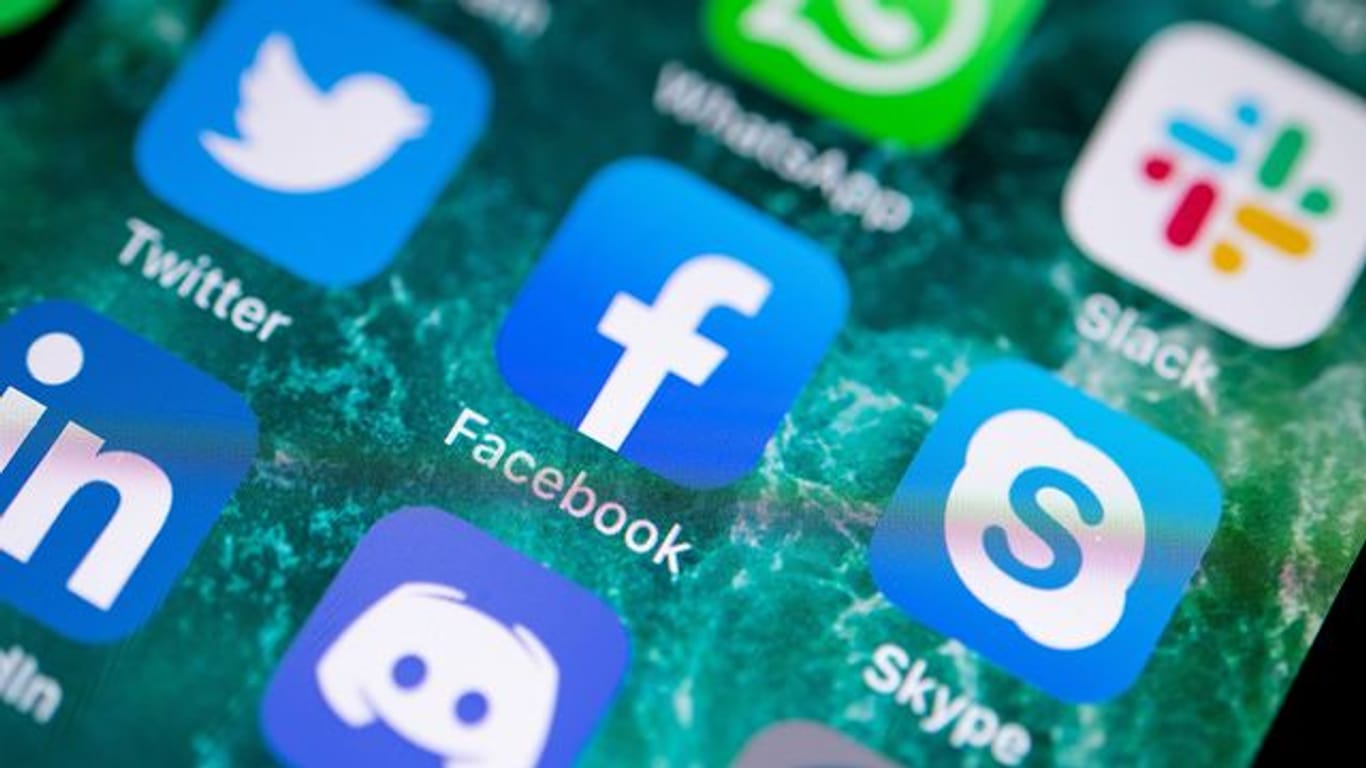 Datenschutzbeauftragte fordern eine stärkere Regulierung von Sozialen Netzwerken.