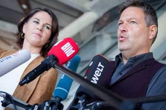 Annalena Baerbock und Robert Habeck: Die Grünen-Vorsitzenden traten am Mittwoch zuerst vor die Kameras.