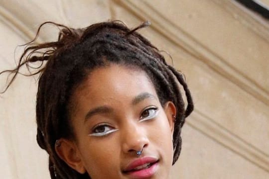 Willow Smith vor der Haute-Couture-Modenschau Dior 2018 in Paris.