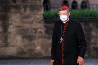 Kölns Erzbischof Rainer Maria Woelki (Archivbild): Eine junge Katholikin wirft dem Kardinal vor, sie bei einer Veranstaltung unter Druck gesetzt zu haben.