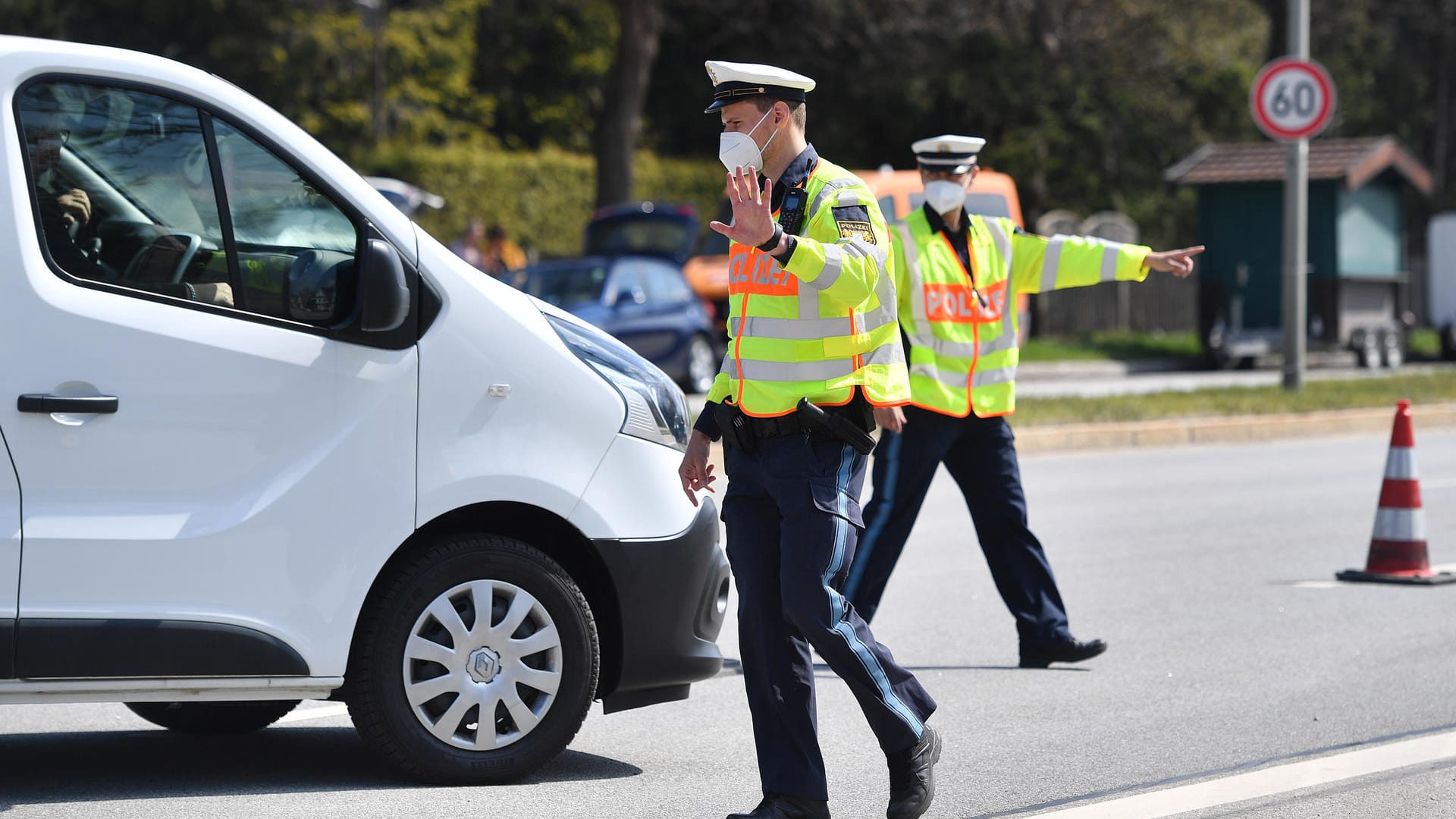 Verkehrskontrolle: Das EU-Parlament fordert eine drastische Verschärfung des Verkehrsrechts.