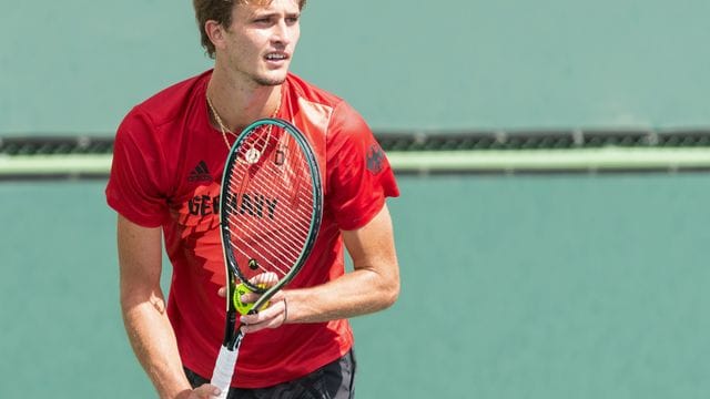 Tennisprofi Alexander Zverev trainiert beim Turnier in Indian Wells. Tennisprofi Alexander Zverev trainiert beim Turnier in Indian Wells.